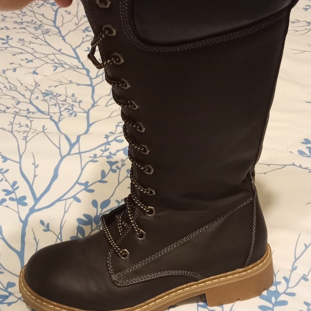 Lace up boots
